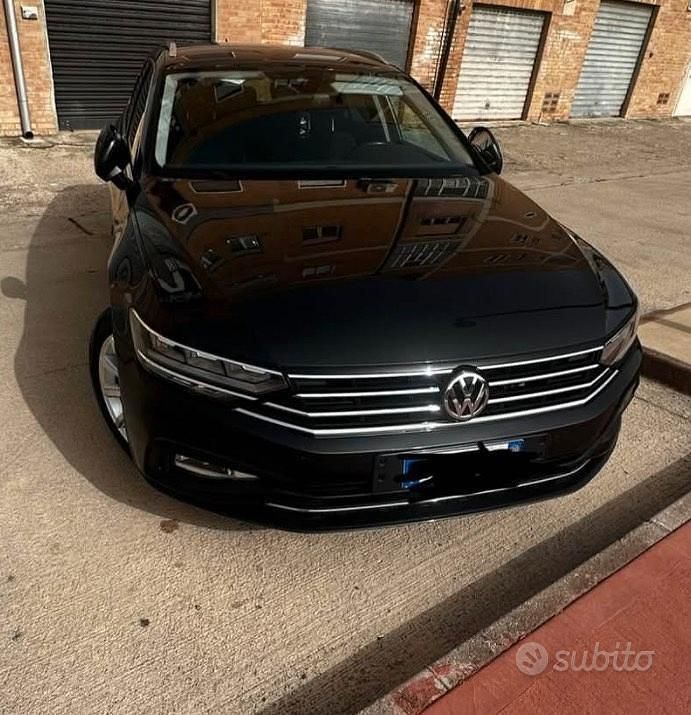 Usata VW Passat 150 CV (110 kW) 2020 Grigio Station wagon