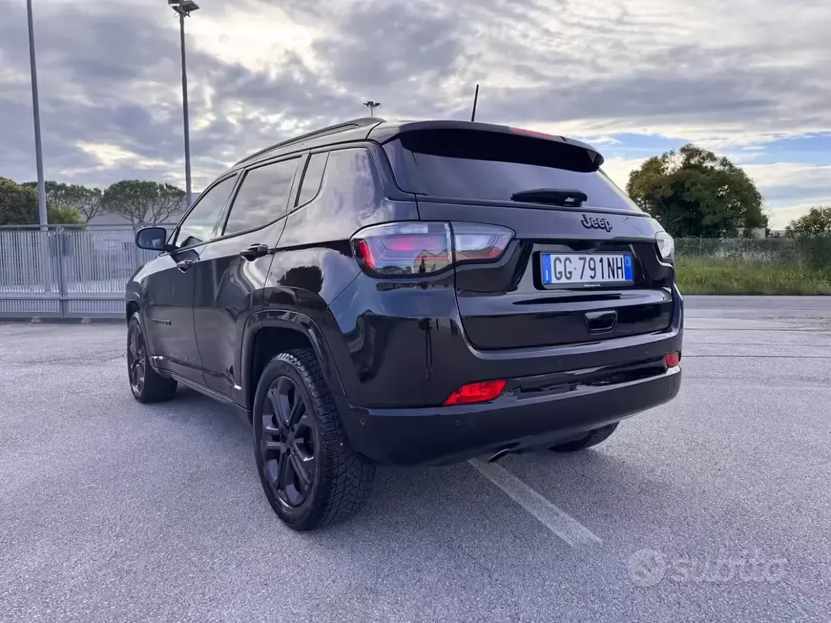 Usata Jeep Compass 131 CV (96 kW) 2021 Nero SUV