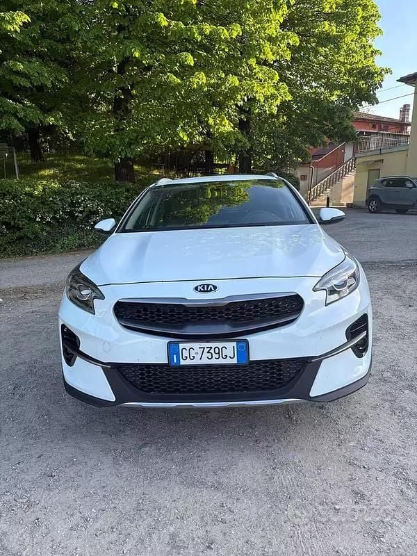 Usata Kia XCeed 160 CV (117 kW) 2021 Bianco SUV