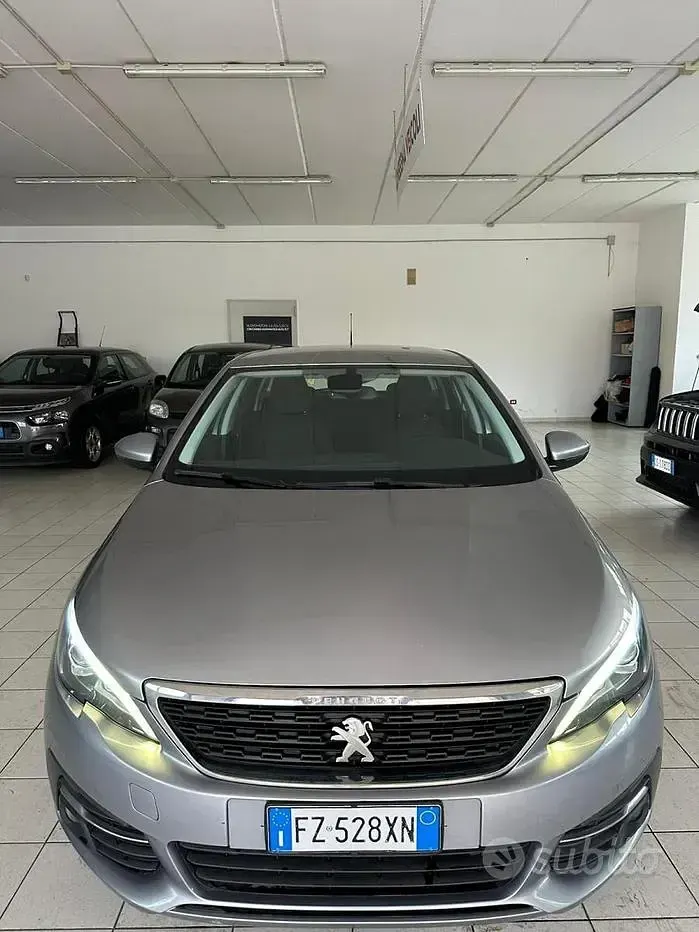 Usata Peugeot 308 SW Active 131 CV (96 kW) 2019 Argento Station wagon