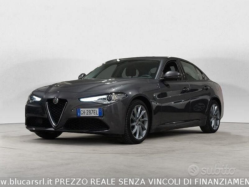 Grigio Usata 2022 Alfa Romeo Giulia Tre volumi | 23.490 € (Buon prezzo) - Immagine 1/4