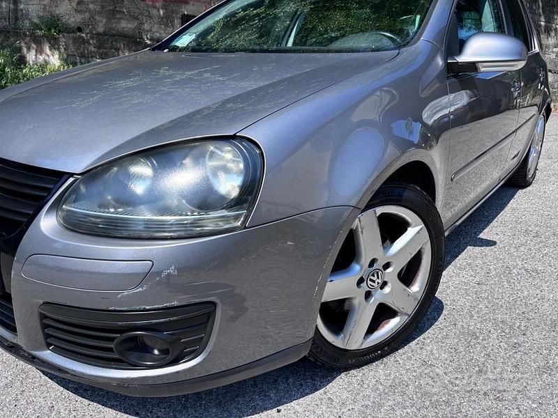 Usata VW Golf VI GT 140 CV (102 kW) 2009 Grigio Utilitaria