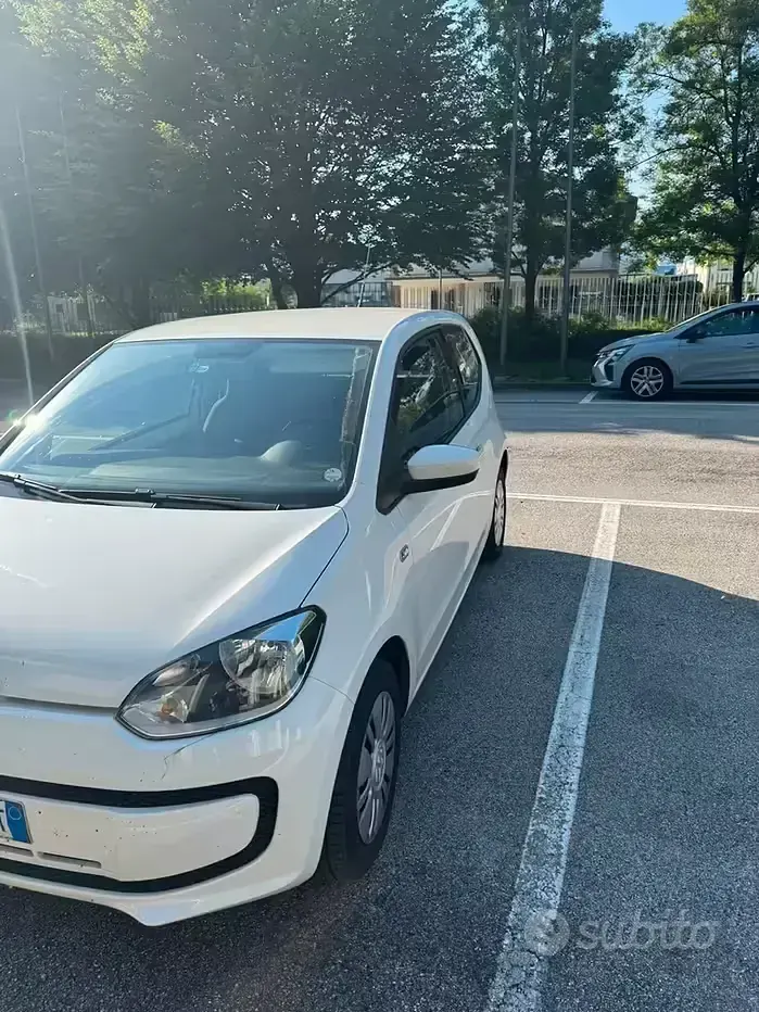 Usata VW up! 75 CV (55 kW) 2013 Bianco Utilitaria