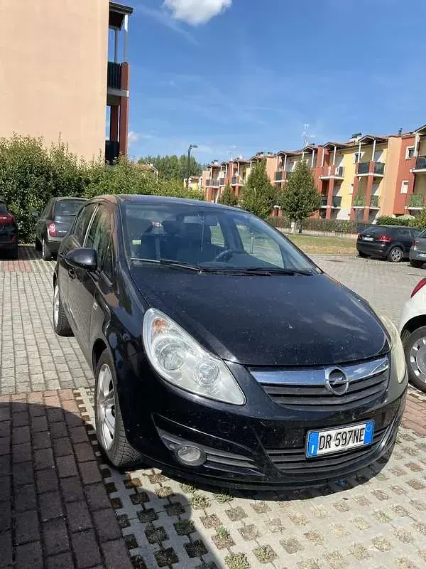 Usata Opel Corsa Club 75 CV (55 kW) 2008 Nero Utilitaria
