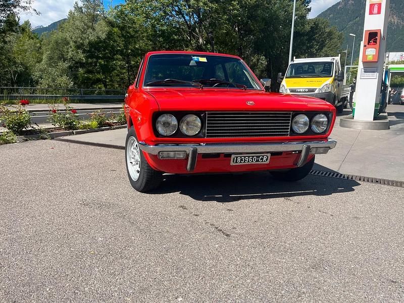 Usata Fiat 128 65 CV (47 kW) 1974 Rosso Berlina