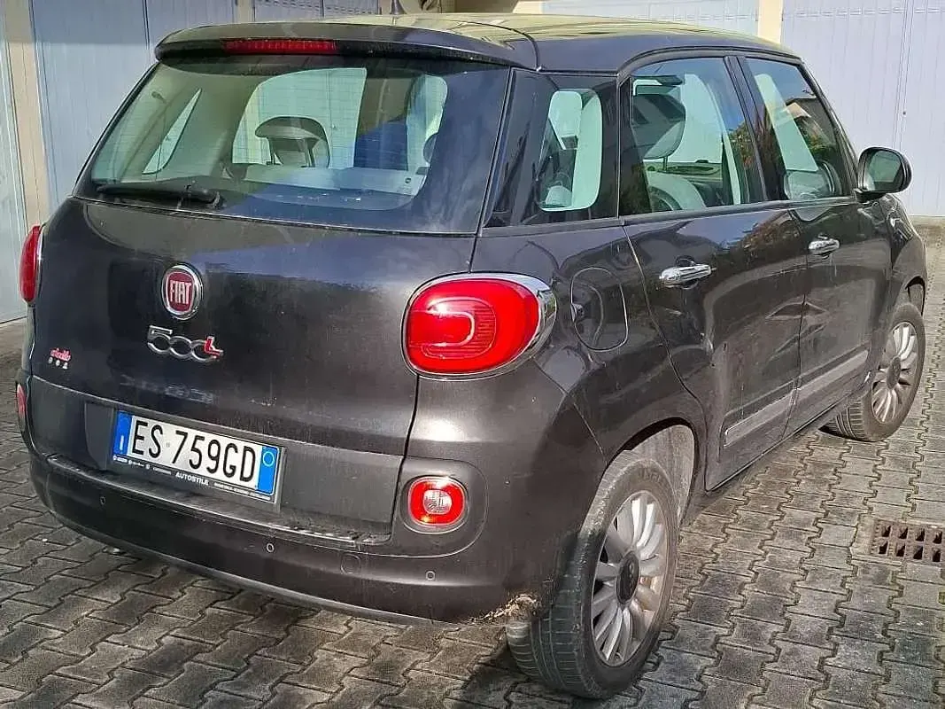 Begagnad Fiat 500L Pop Star 80 HK (58 kW) 2013 Grå Minibuss