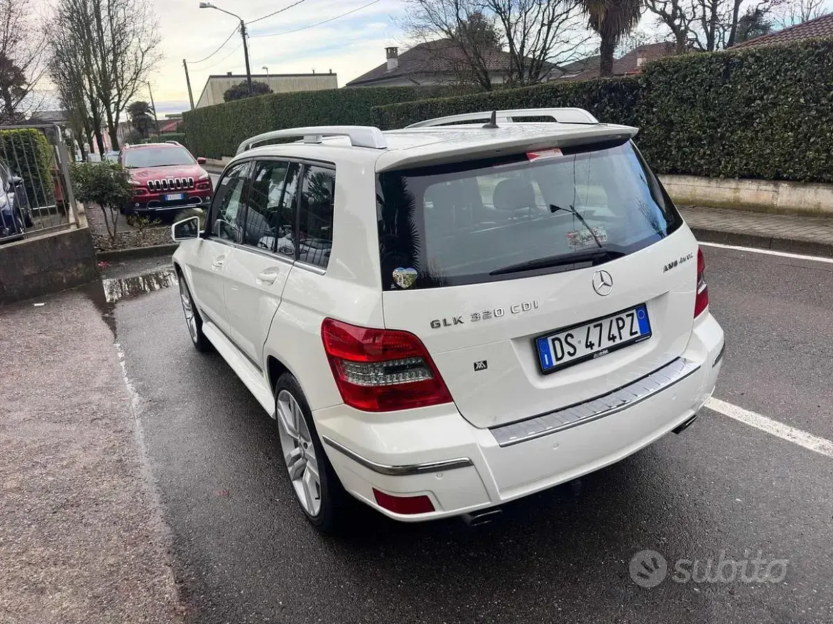 Usata Mercedes GLK320 Edition 1 224 CV (164 kW) 2008 Bianco SUV