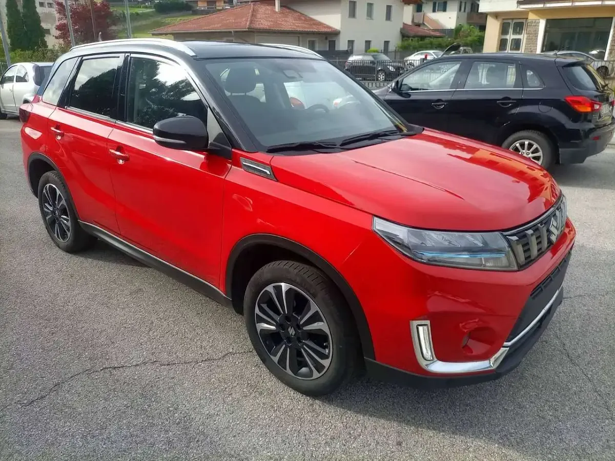 Usata Suzuki Vitara 129 CV (94 kW) 2021 Bianco SUV
