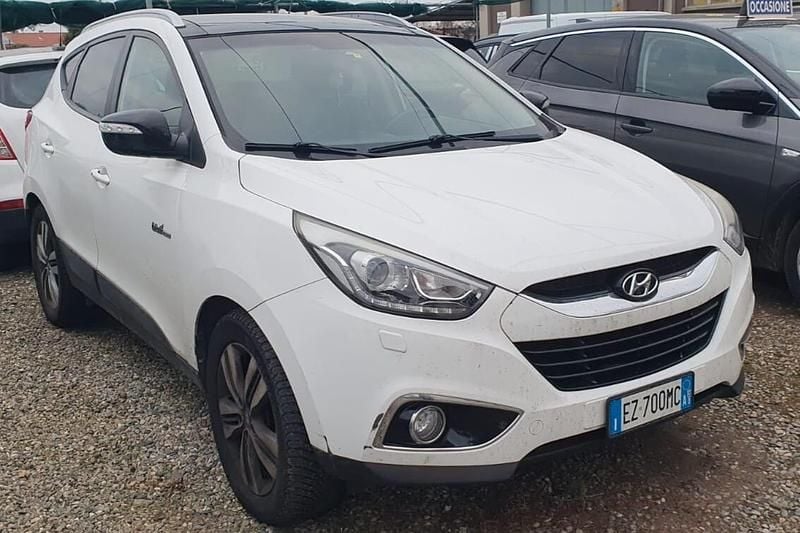Bianco Usata 2015 Hyundai ix35 SUV | 5450 € (Super prezzo) - Immagine 1/4