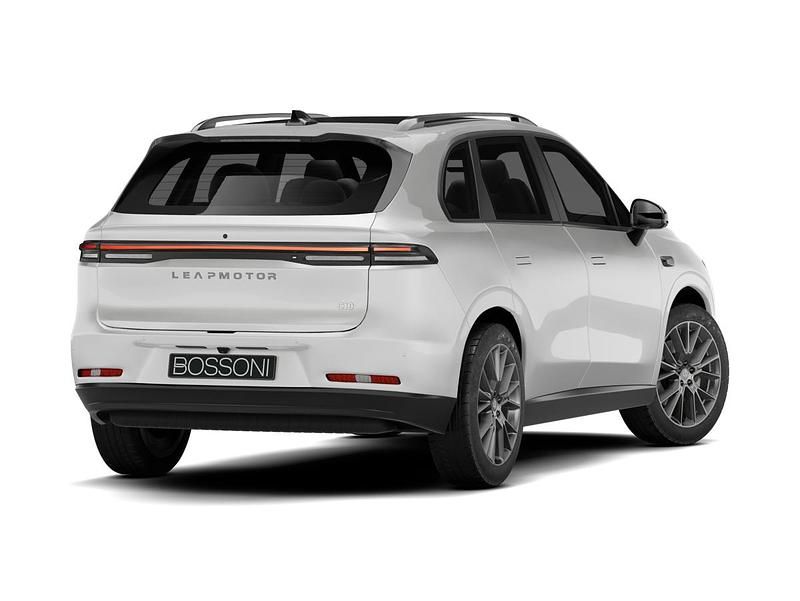 Nuova Leapmotor C10 2026 Bianco SUV