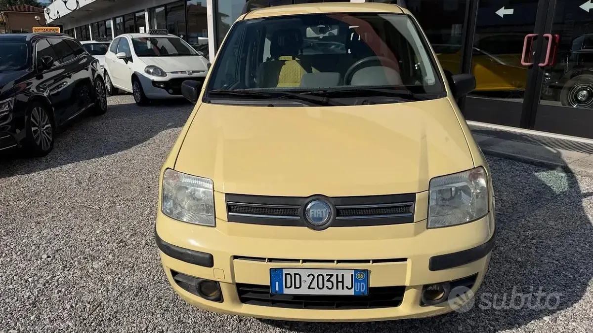 Usata Fiat Panda Dynamic 60 CV (44 kW) 2006 Giallo Utilitaria