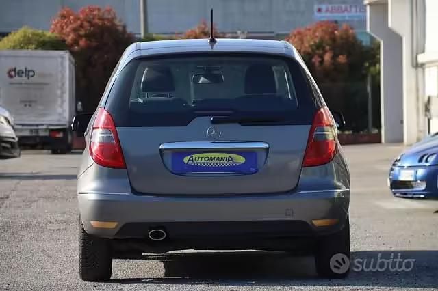 Usata Mercedes A160 Edition 95 CV (69 kW) 2010 Grigio Coupé