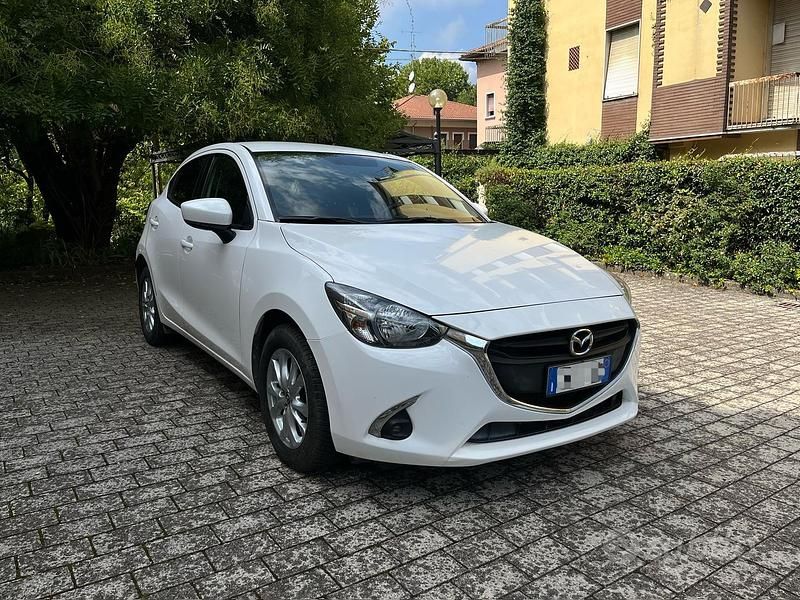 Usata Mazda 2 Evolve 75 CV (55 kW) 2020 Bianco Berlina