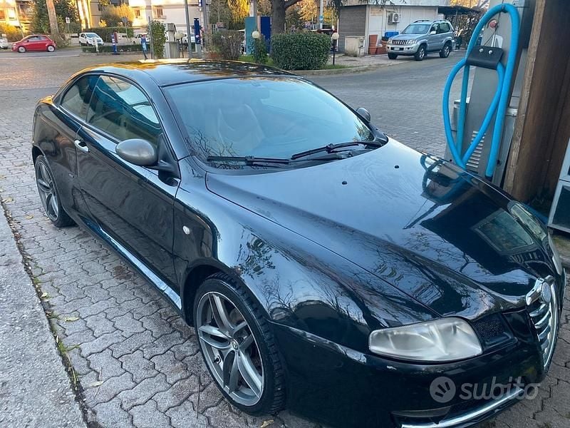Usata Alfa Romeo GT 150 CV (110 kW) 2007 Nero Coupé