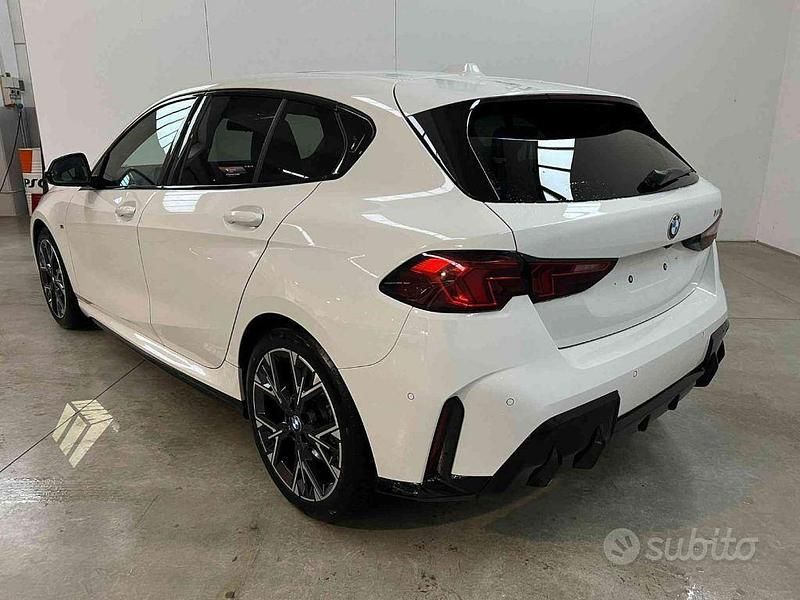 Usata BMW 120 M Sport 170 CV (125 kW) 2025 Bianco Utilitaria