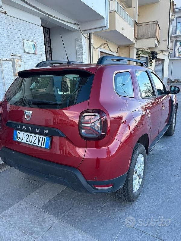 Usata Dacia Duster 101 CV (74 kW) 2022 Rosso SUV