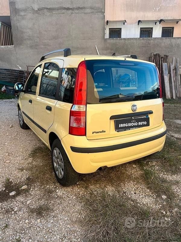Usata Fiat Panda Dynamic 54 CV (39 kW) 2010 Giallo Utilitaria