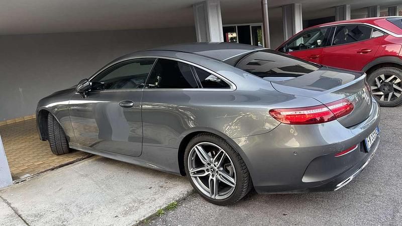 Usata Mercedes E220 Business 194 CV (142 kW) 2018 Coupé