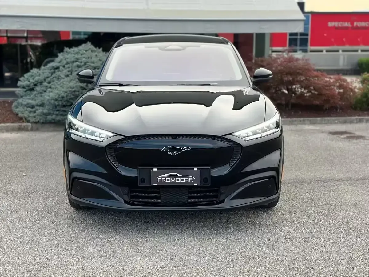 Usata Ford Mustang Standard Range 136 CV (100 kW) 2023 Nero SUV