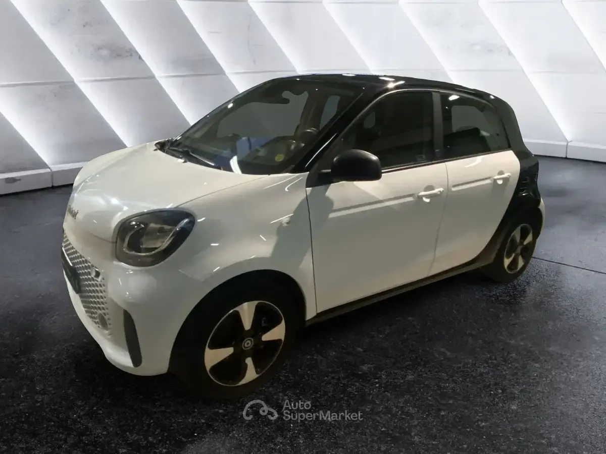 Begagnad Smart ForFour Electric Drive Passion 60 kW (82 HK) 2020 Vit Sedan