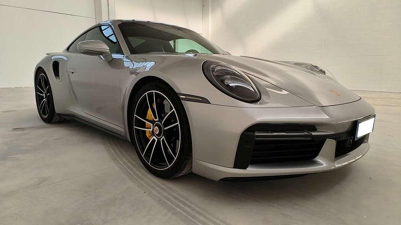 Usata Porsche 992 650 CV (478 kW) 2020 Argento Coupé