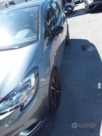 Usata Opel Corsa 2017 Grigio Utilitaria