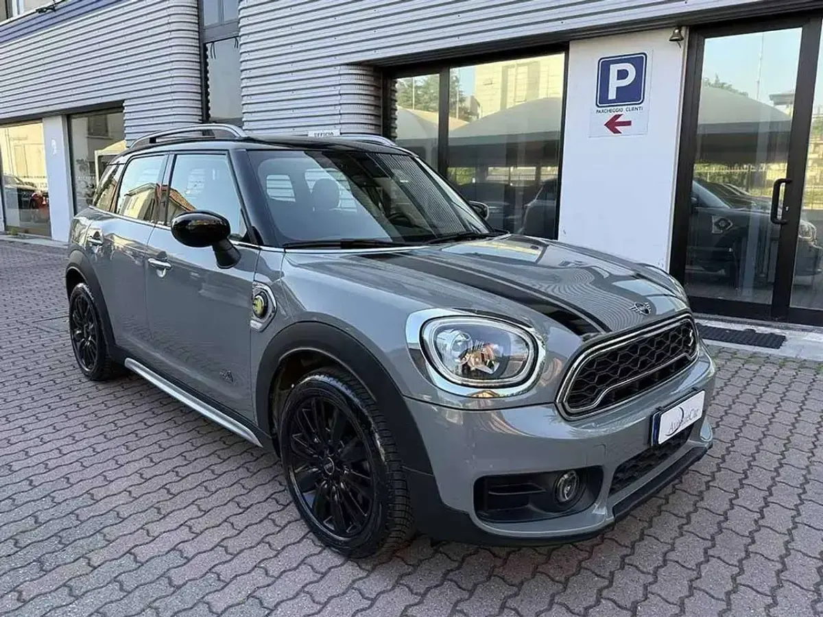 Usata Mini Cooper S Countryman Hype 136 CV (100 kW) 2019 Grigio SUV