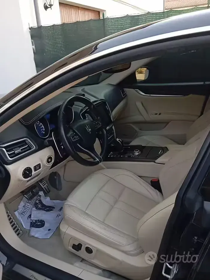 Usata Maserati Ghibli 410 CV (301 kW) 2017 Nero Berlina
