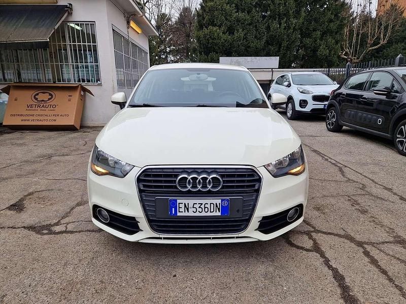 Usata Audi A1 Sportback Attraction 86 CV (63 kW) 2012 Bianco Utilitaria