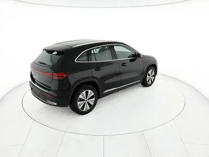 Nuova Mercedes EQA250+ Advanced 139 kW (190 CV) 2026 Nero SUV