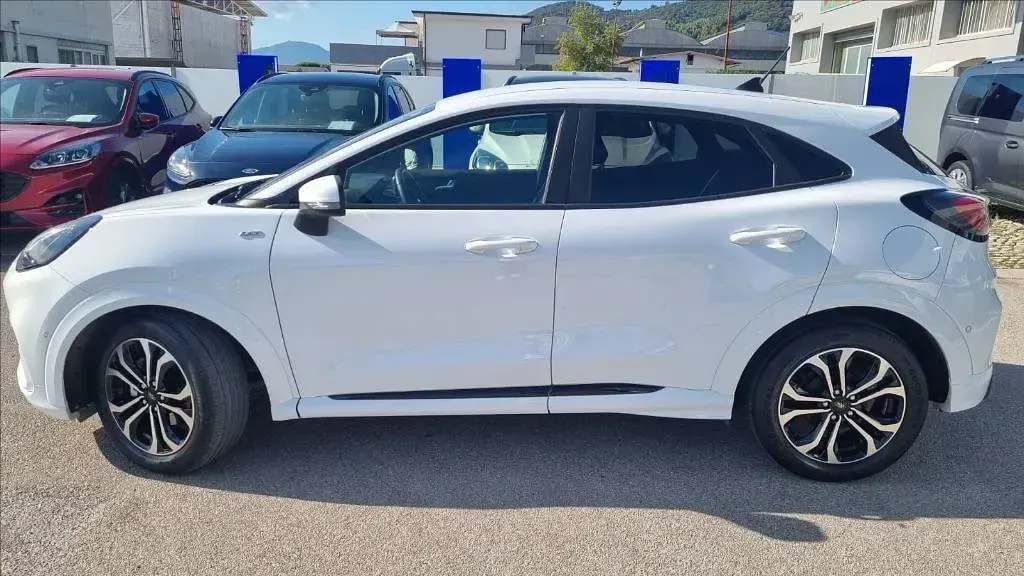 Usata Ford Puma ST-Line 125 CV (91 kW) 2022 Frozen whi SUV