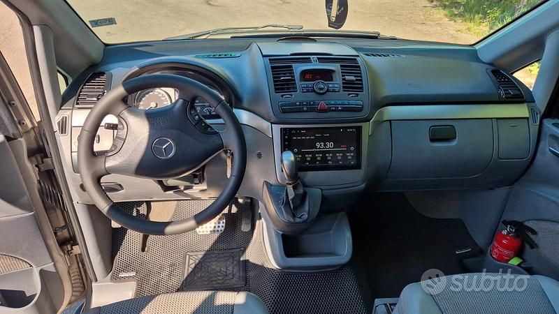 Usata Mercedes Viano 204 CV (150 kW) 2008 Grigio Monovolume