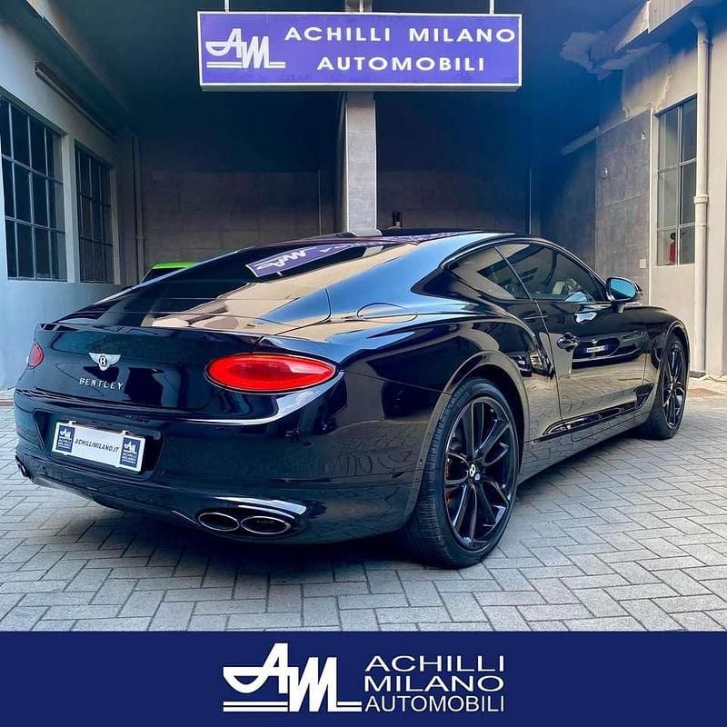 Usata Bentley Continental GT Mulliner 549 CV (403 kW) 2022 Total black Coupé