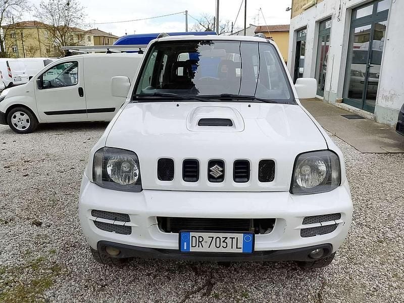 Usata Suzuki Jimny 86 CV (63 kW) 2008 Bianco SUV