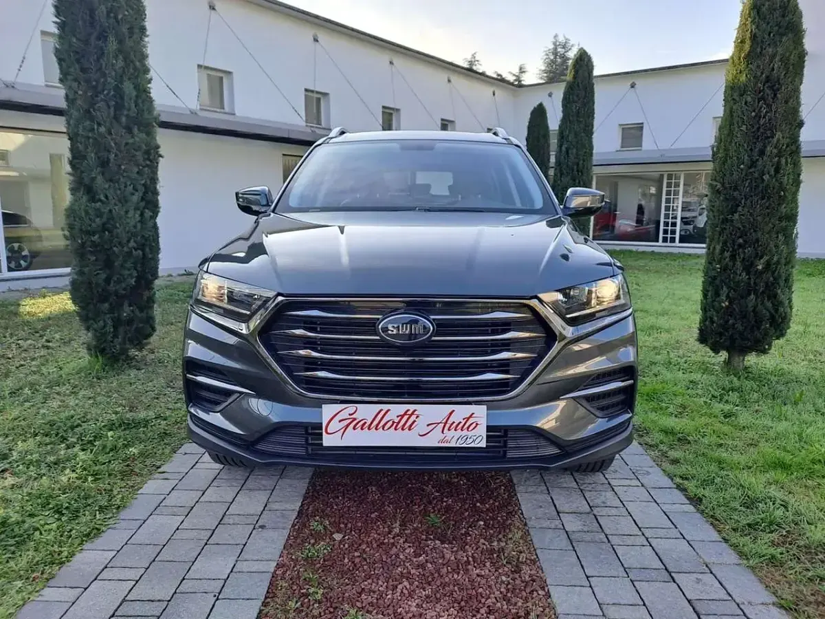 Nuova SWM G01 133 CV (97 kW) 2025 Grigio SUV
