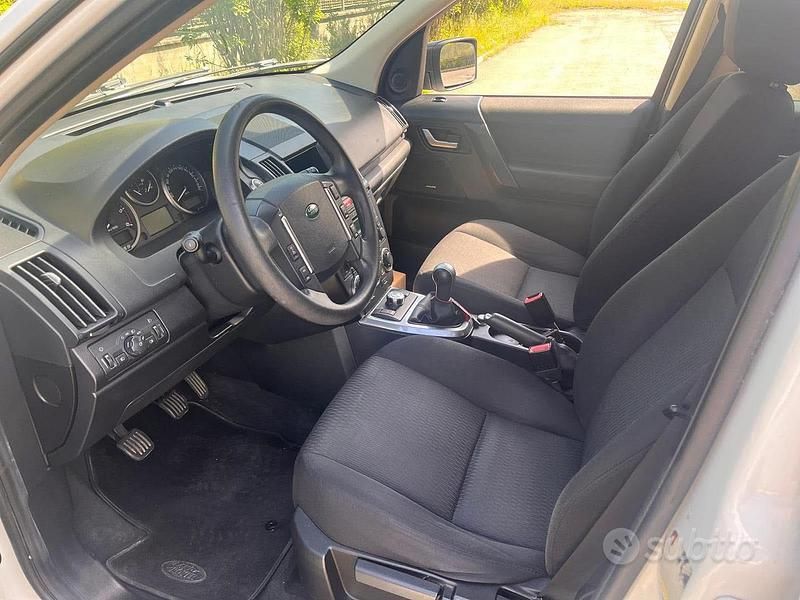 Usata Land Rover Freelander 2 S 150 CV (110 kW) 2012 Bianco SUV