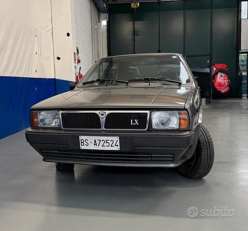 Usata Lancia Delta 1988 Grigio Utilitaria