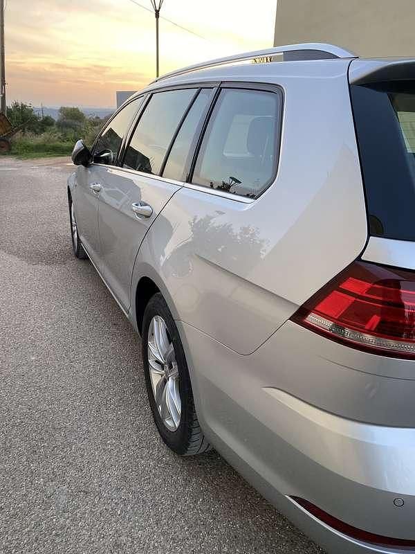 Usata VW Golf VIII Executive 131 CV (96 kW) 2020 Grigio Station wagon