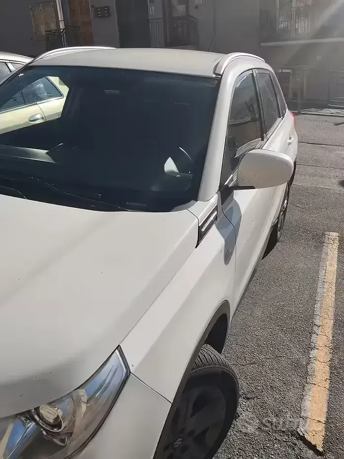 Usata Suzuki Vitara 120 CV (88 kW) 2017 Bianco SUV