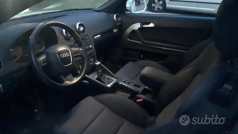 Usata Audi A3 Cabriolet 105 CV (77 kW) 2012 Bianco Cabrio