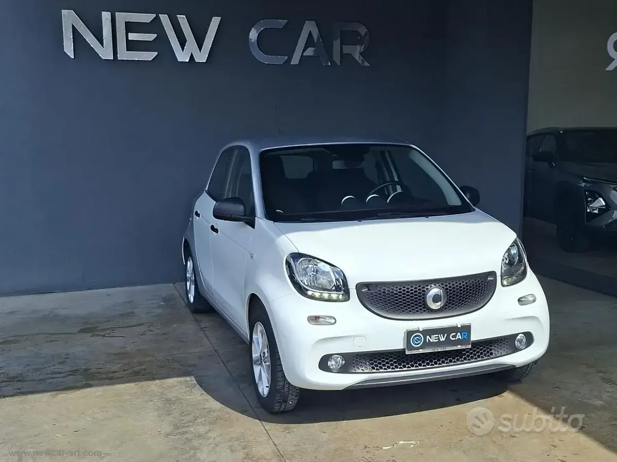 Usata Smart ForFour Passion 71 CV (52 kW) 2017 Bianco Utilitaria