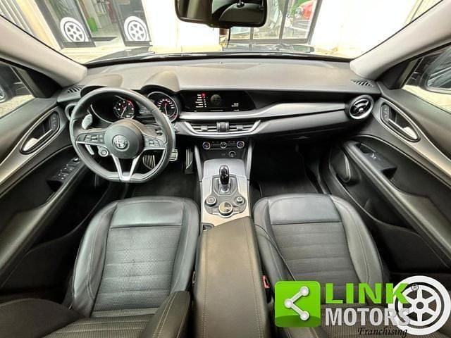 Usata Alfa Romeo Stelvio Executive 190 CV (139 kW) 2018 Grigio SUV