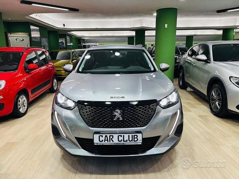 Usata Peugeot 2008 Allure 130 CV (95 kW) 2021 Grigio SUV