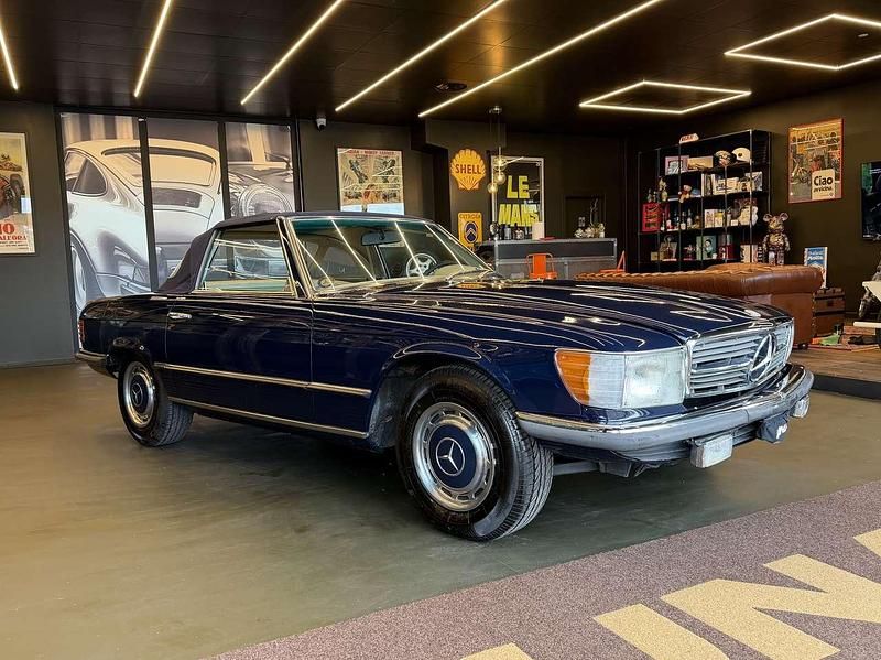 Usata Mercedes SL350 200 CV (147 kW) 1971 Blu notte pastello Cabrio