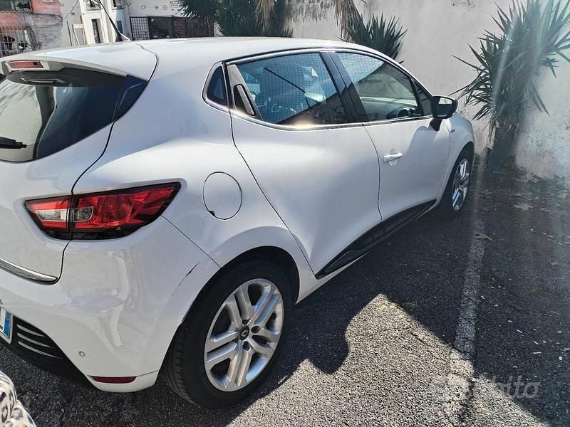 Usata Renault Clio IV 75 CV (55 kW) 2018 Berlina