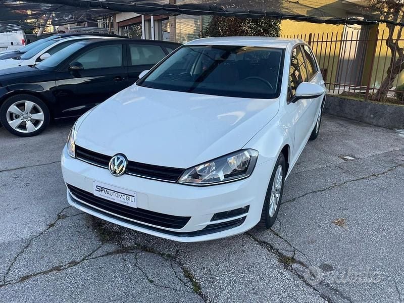 Usata VW Golf VII 110 CV (80 kW) 2016 Bianco Berlina