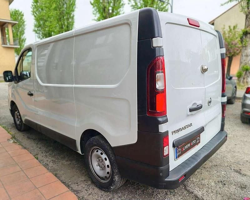 Usata Nissan Primastar 110 CV (80 kW) 2023 Bianco Monovolume
