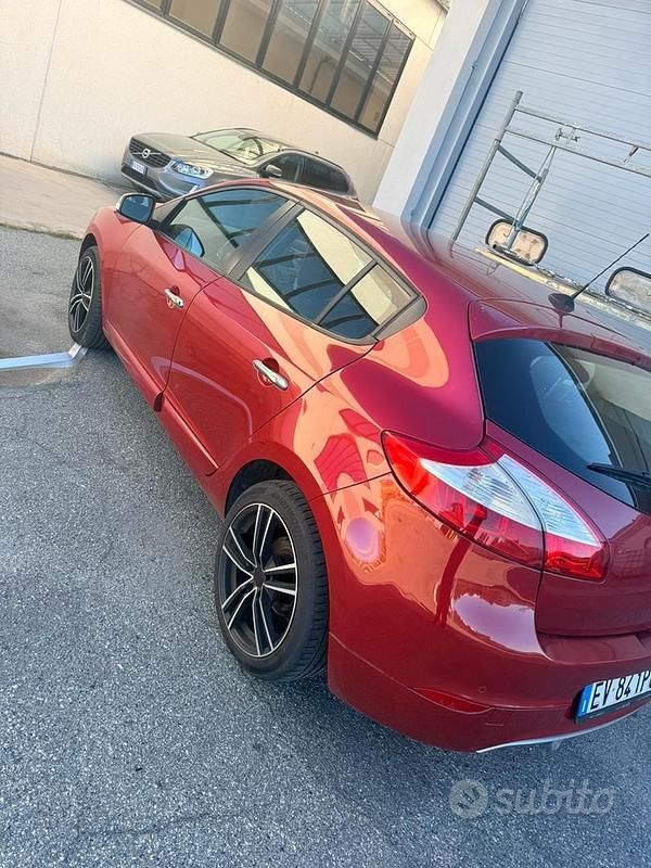 Usata Renault Mégane 110 CV (80 kW) 2014 Rosso Berlina