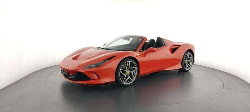 Rosso corsa Usata 2022 Ferrari F8 Cabrio | 349.000 € (Super prezzo) - Immagine 1/4