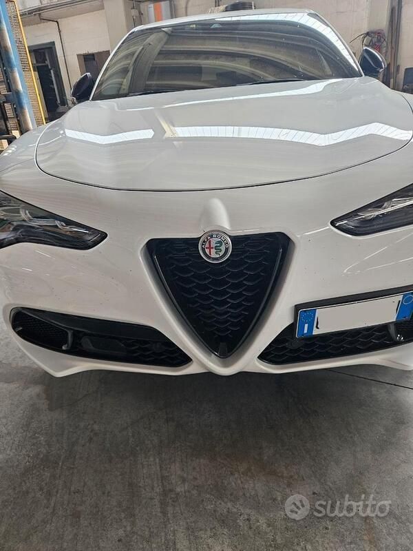 Usata Alfa Romeo Stelvio 210 CV (154 kW) 2023 Bianco SUV